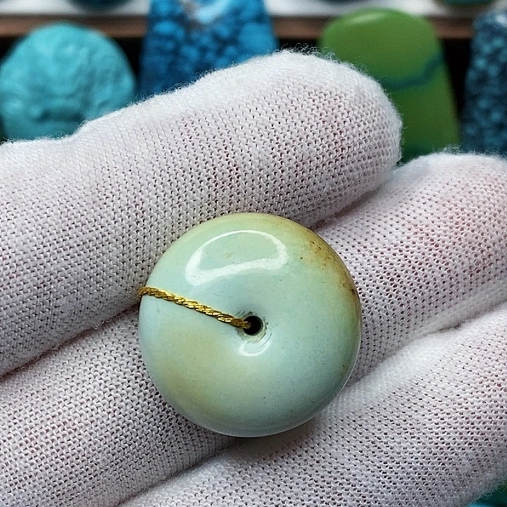 绿松石未镶嵌珠宝奇石