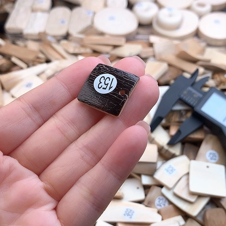 泥塑不打孔联系客服