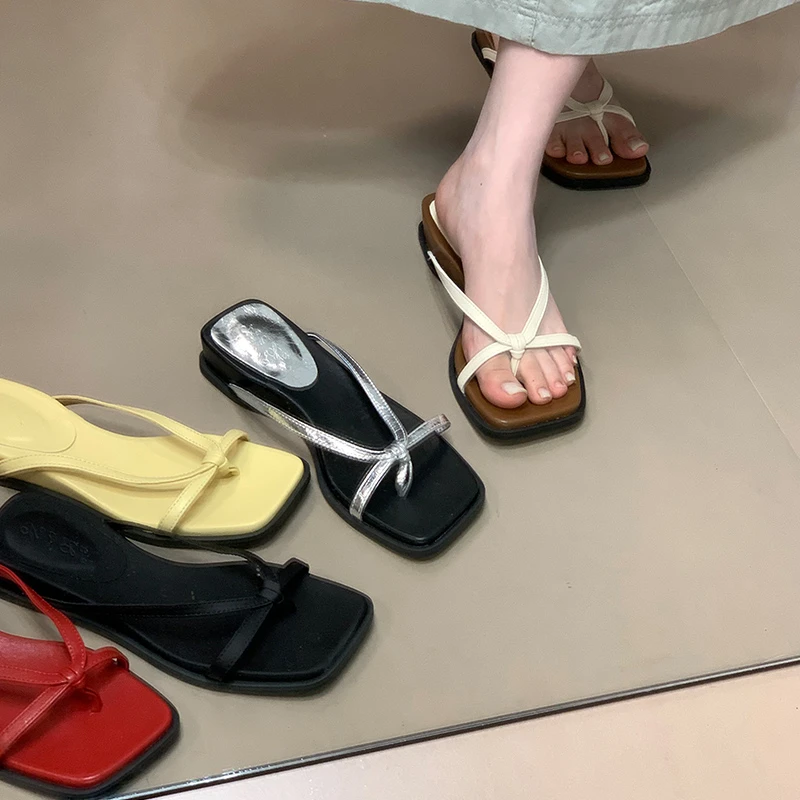 2025年新款交叉套趾一字带凉拖鞋女小众外穿人字拖鞋