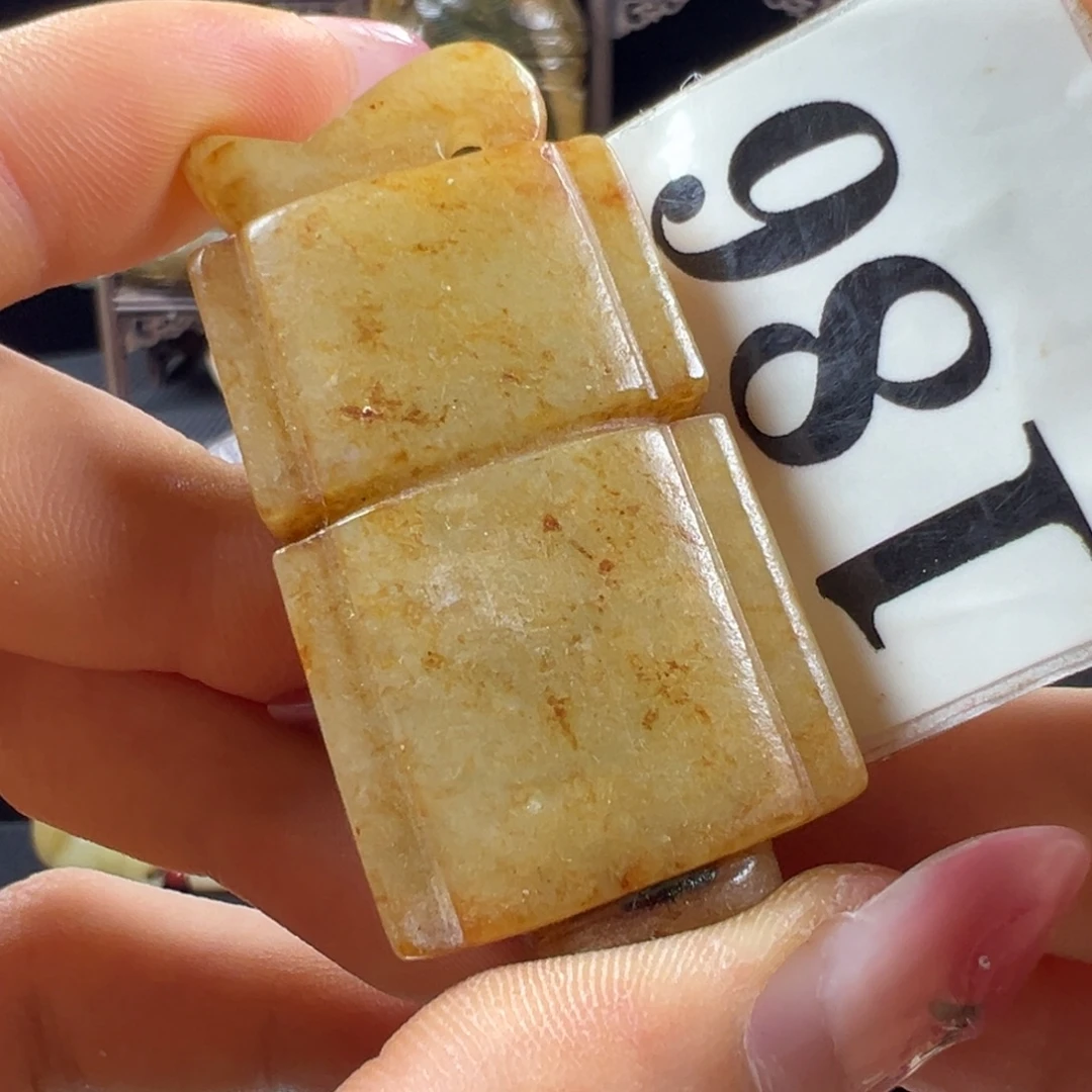 未镶嵌和田玉挂件