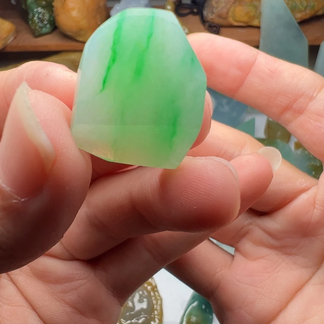 未镶嵌定制翡翠不包工