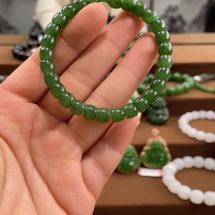 和田玉未镶嵌手串