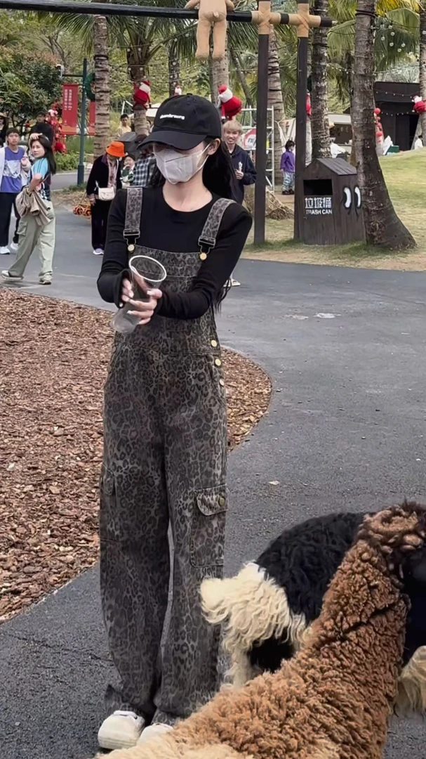 美式复古豹纹牛仔背带裤女春秋冬宽松高级感独特休闲百搭直筒长裤