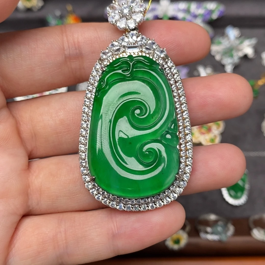 翡翠银S925镶嵌颈饰