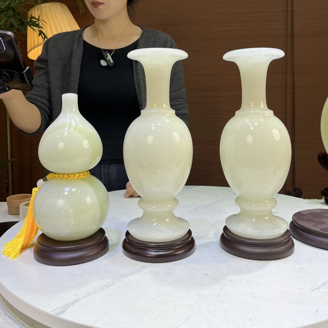 精品天然玉石花瓶和葫芦摆件家居装饰