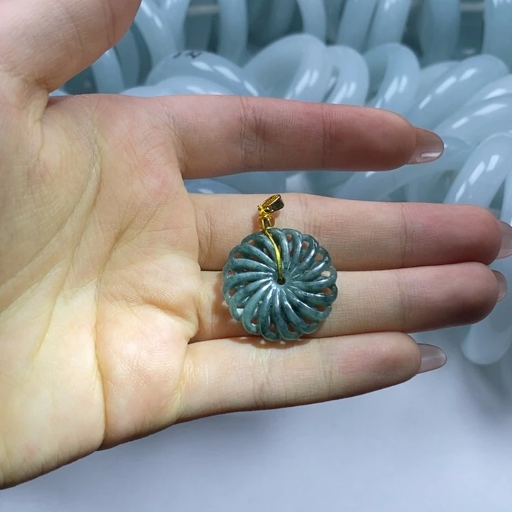 翡翠未镶嵌吊坠(不含链)翡翠
