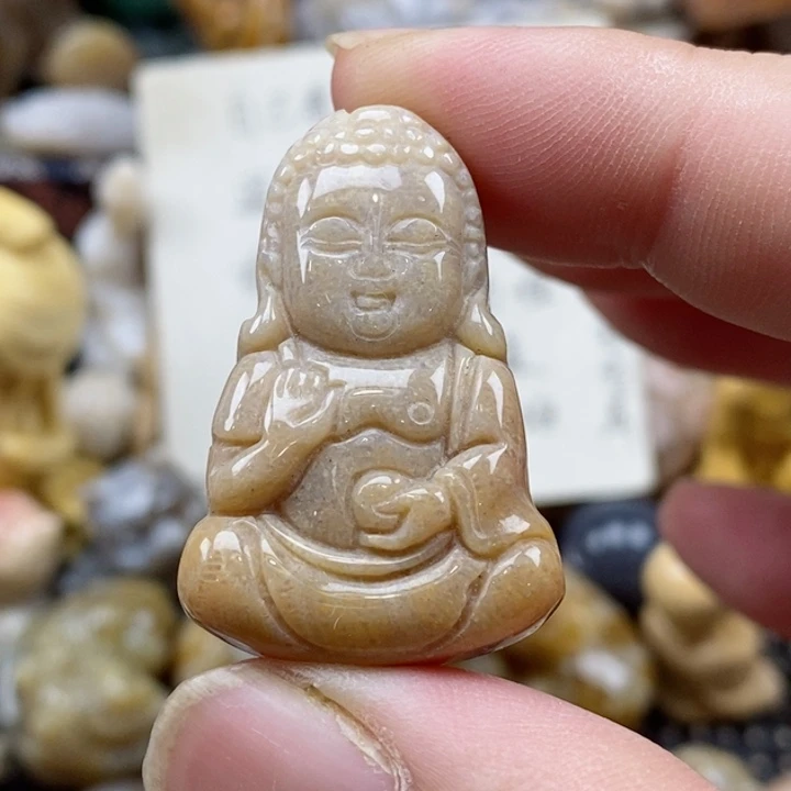 颈饰未镶嵌硅化珊瑚（珊瑚玉）有瑕 小