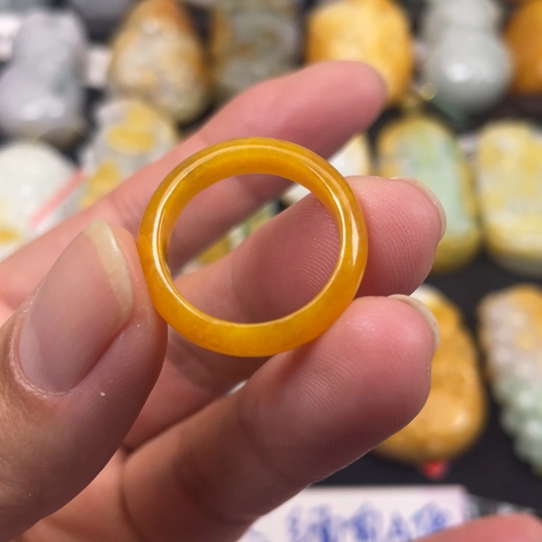 翡翠未镶嵌颈饰翡翠戒指18