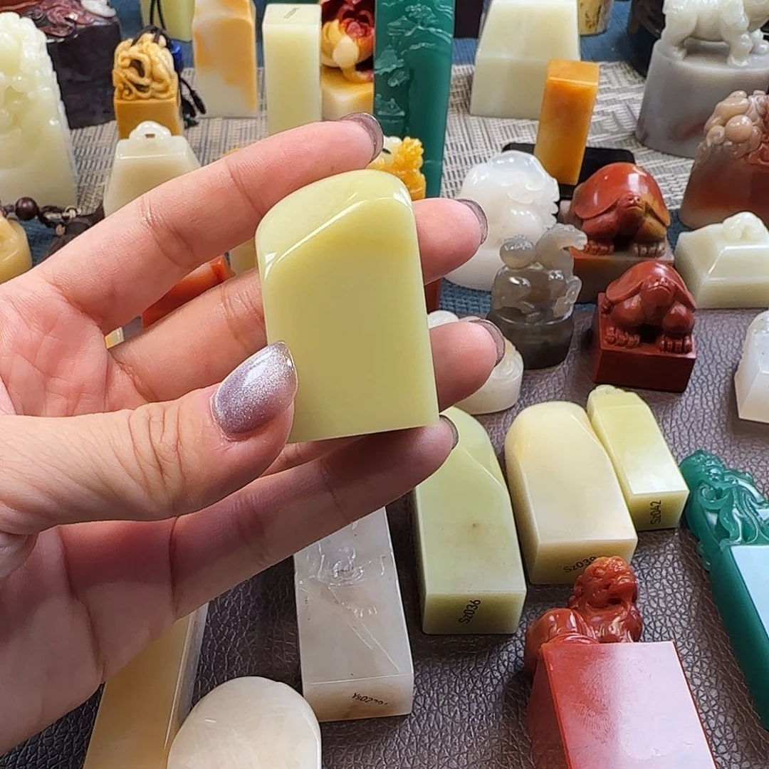 寿山石J****_寿山石寿山石寿山石