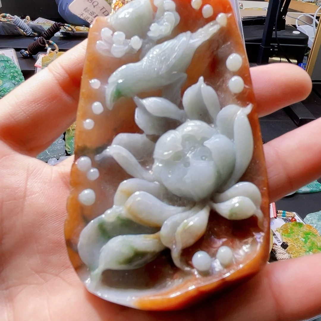 颈饰未镶嵌翡翠一