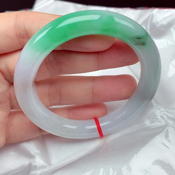 翡翠未镶嵌手镯58～59冰飘阳绿圆条手镯