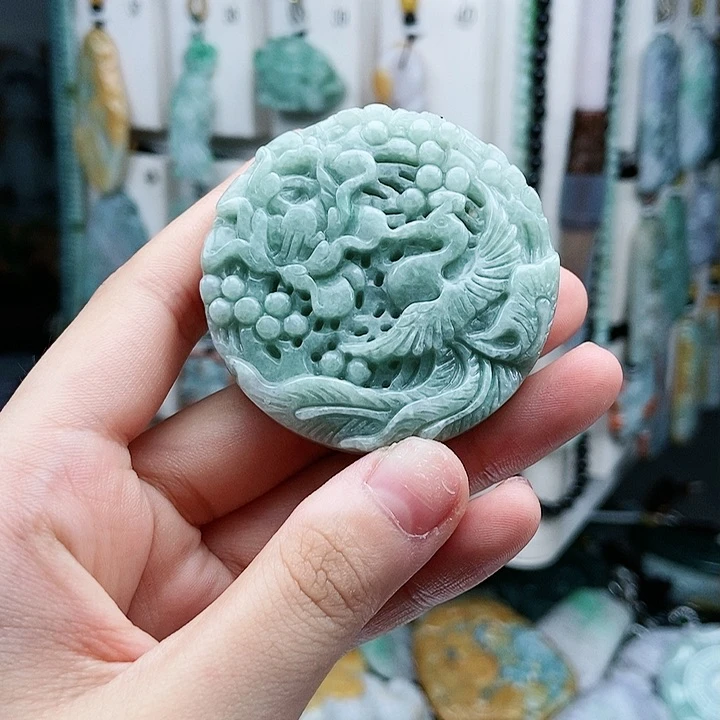 翡翠未镶嵌颈饰用****0翡翠