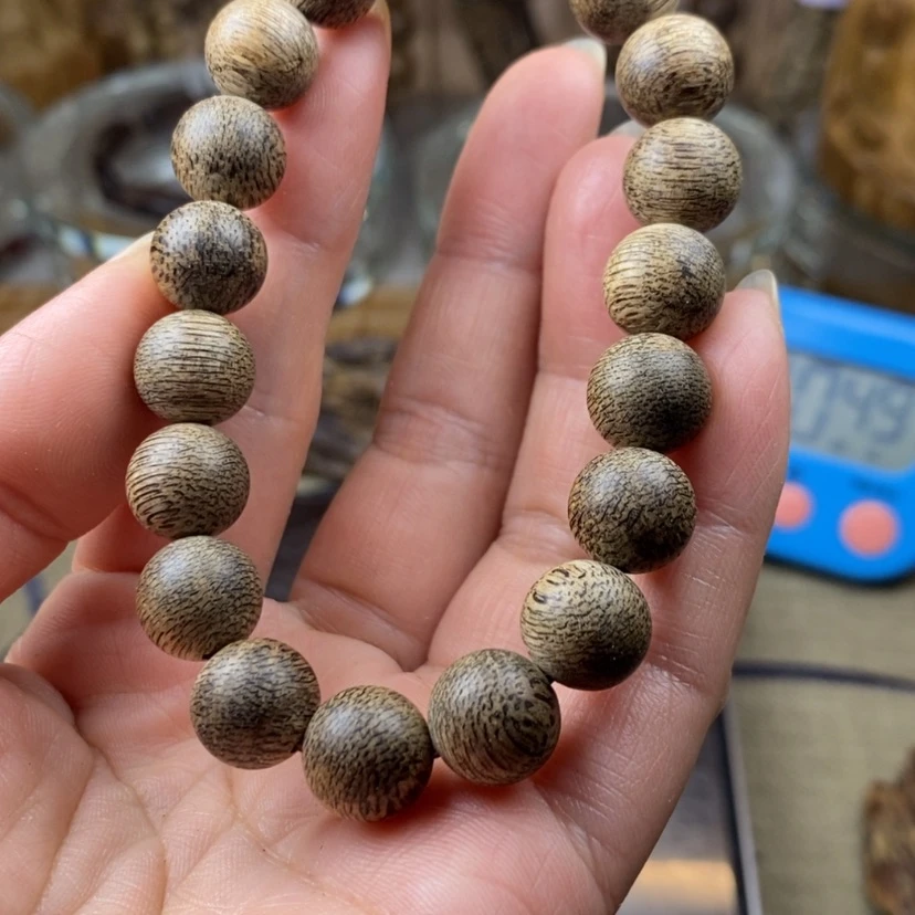 【闪购商品】沉香手串喵****爱正区九分文莱蛇皮纹 1.1+。