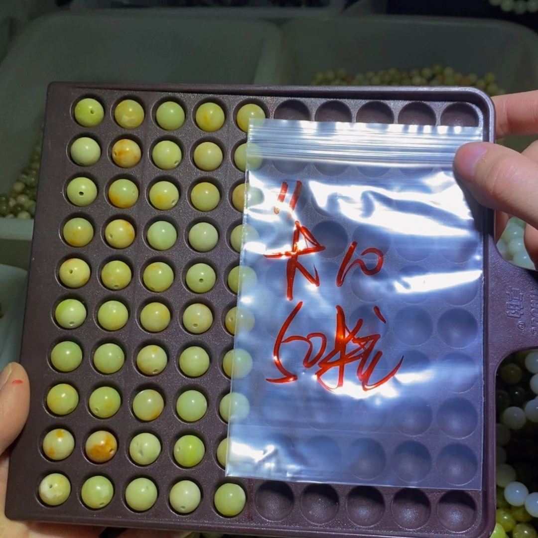 蛇纹石玉其他未镶嵌11