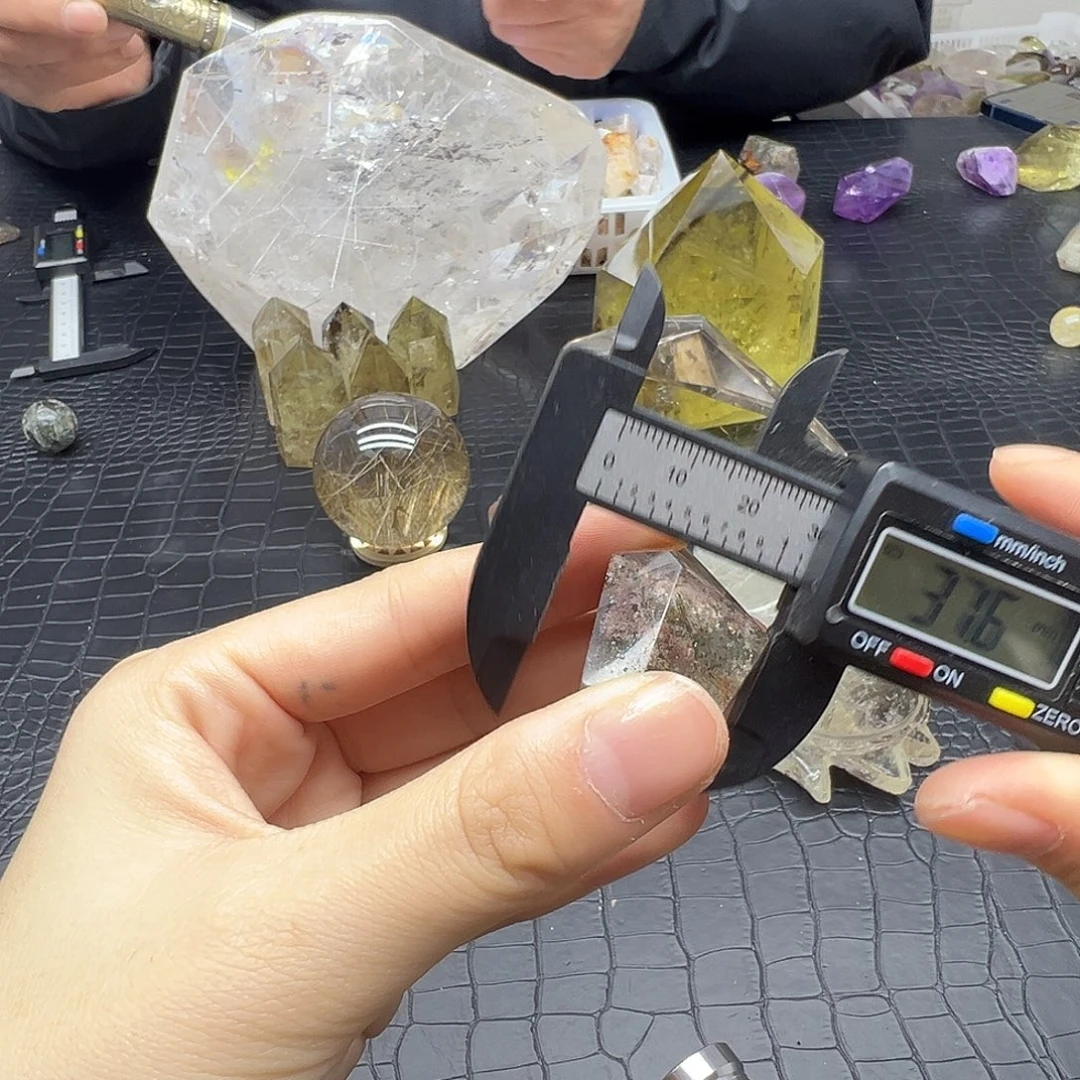 水晶未镶嵌珠宝半成品71水晶