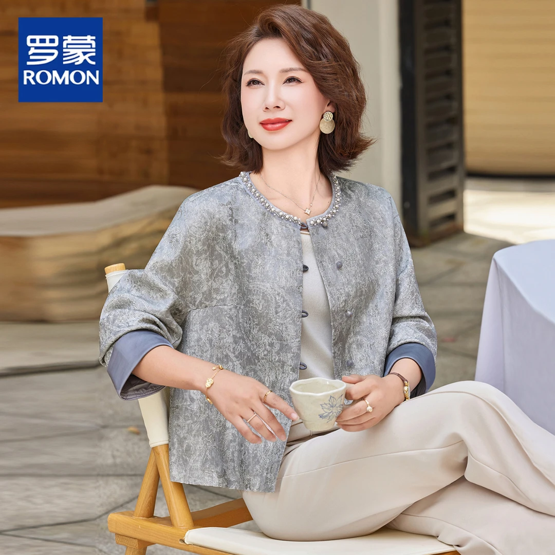 中年妈妈秋装外套2025新款中老年女装小香风上衣贵夫人新中式开衫