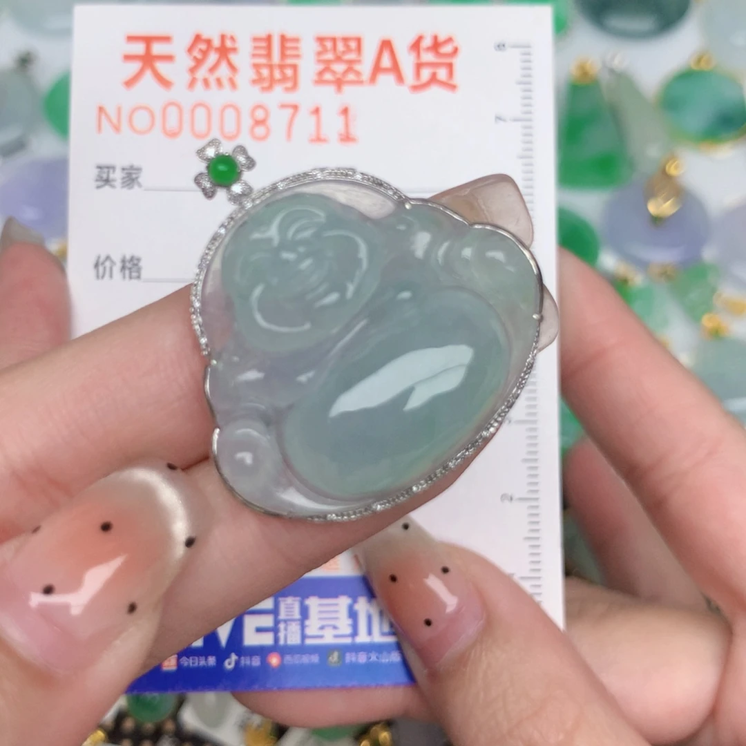 翡翠18K金镶嵌颈饰佛公