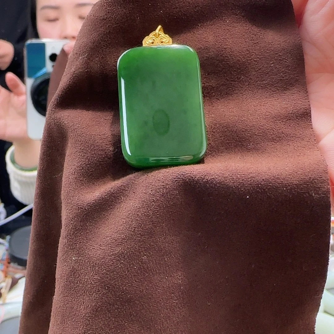 和田玉18K金镶嵌戒指