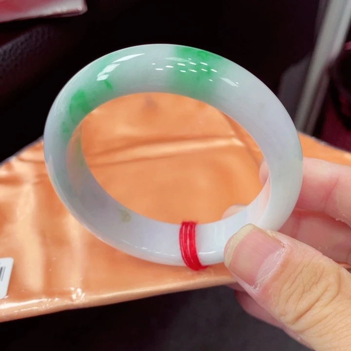 未镶嵌手镯翡翠翡翠