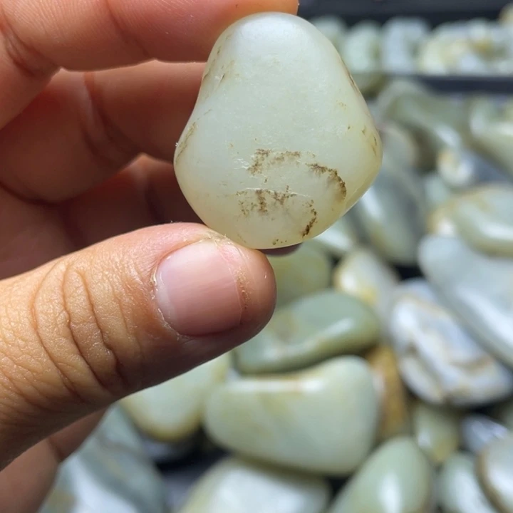 未镶嵌和田玉珠宝半成品