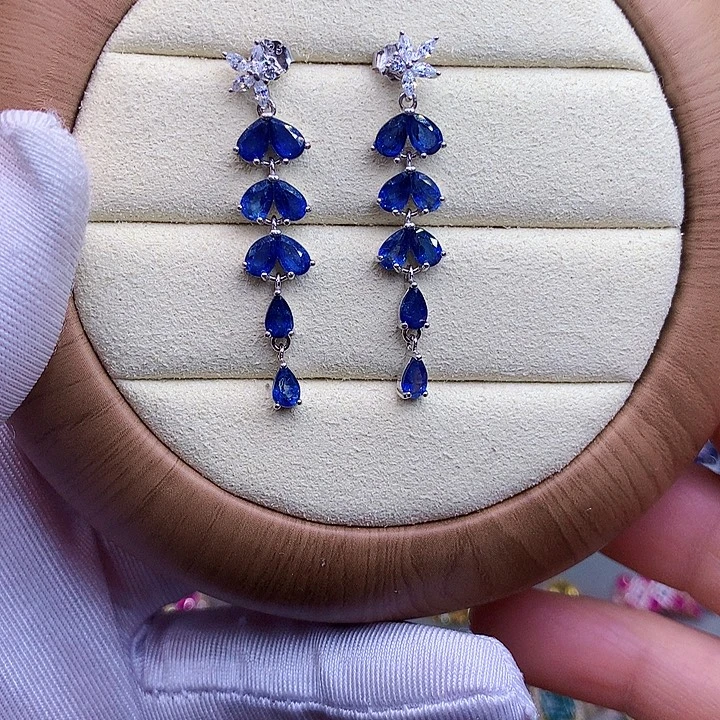 银S925镶嵌蓝宝石耳饰