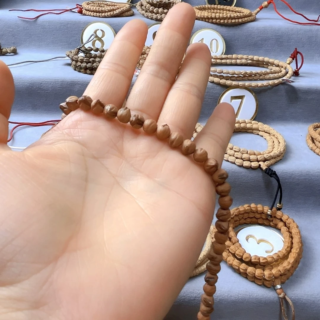 柏香籽/百香籽手串小**子