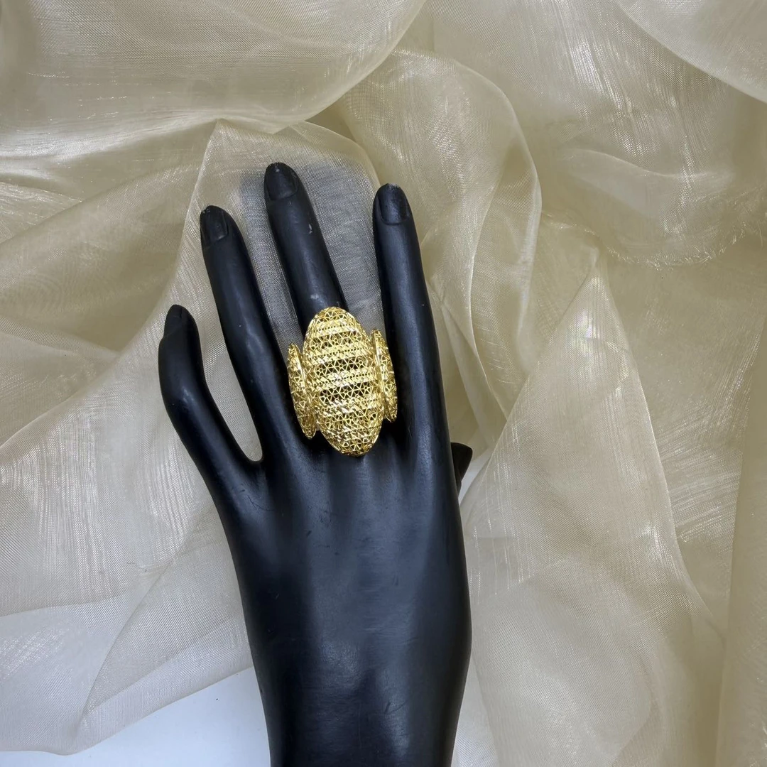 B播 13.72g 足金999 戒指f