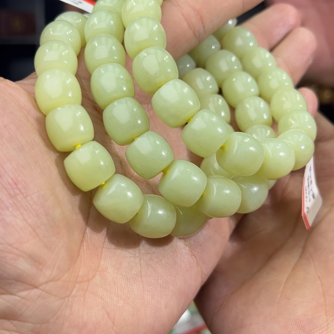 和田玉手串未镶嵌纯天然新疆若羌黄口12多样性发其一