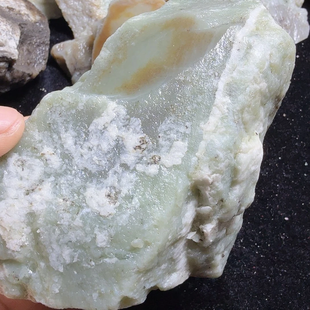 和田玉（糖玉）未镶嵌珠宝半成品