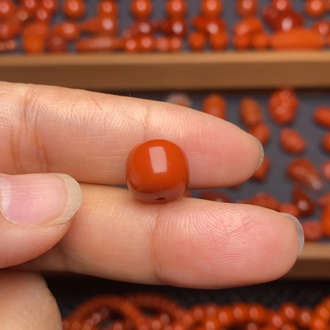 南红玛瑙配饰未镶嵌见****念配饰