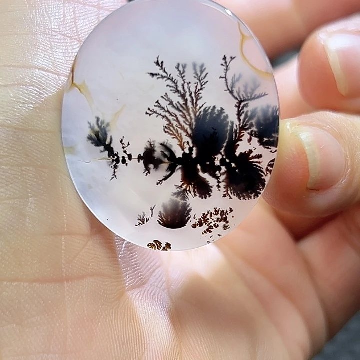 七***涵玛瑙/玉髓未镶嵌珠宝半成品