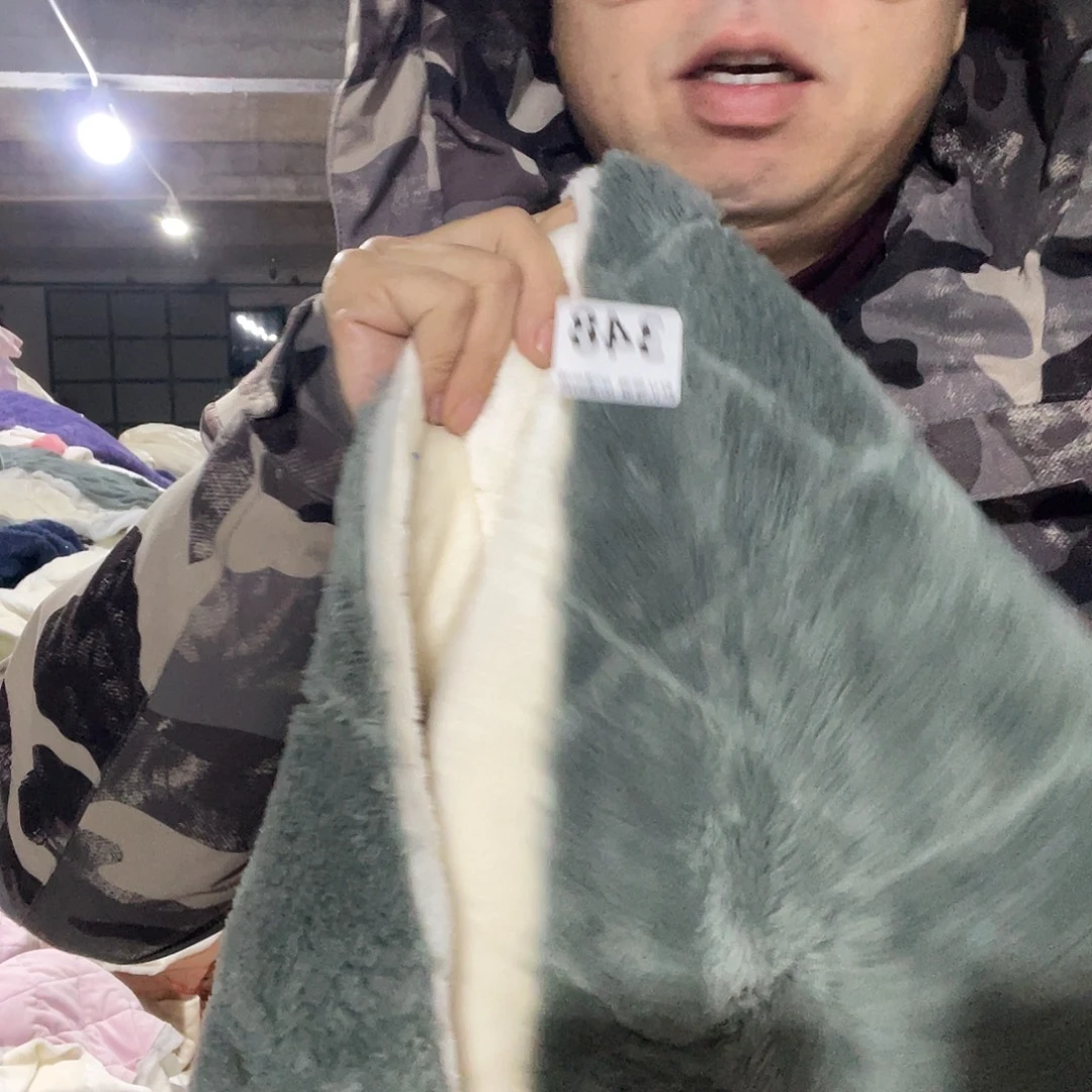 化纤宽1.75米尘土脏加厚款双面毛绒绗棉1米价348