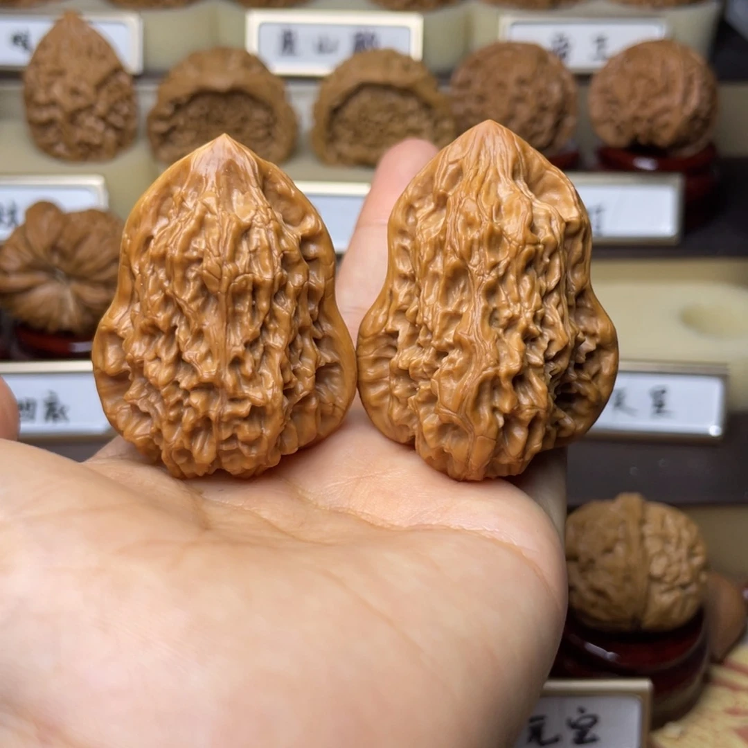 文玩核桃把件葫芦46左右
