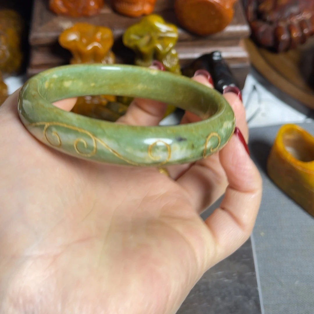 蛇纹石玉合金颈饰