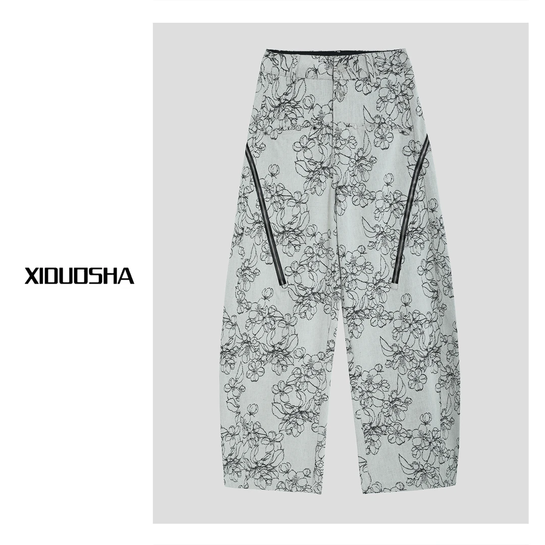 XIDUOSHA/喜朵莎原创设计款拉链拼接提花牛仔弯刀裤XDS1356