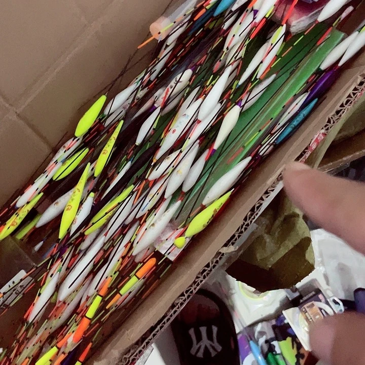 鱼漂随机发8根？？？？