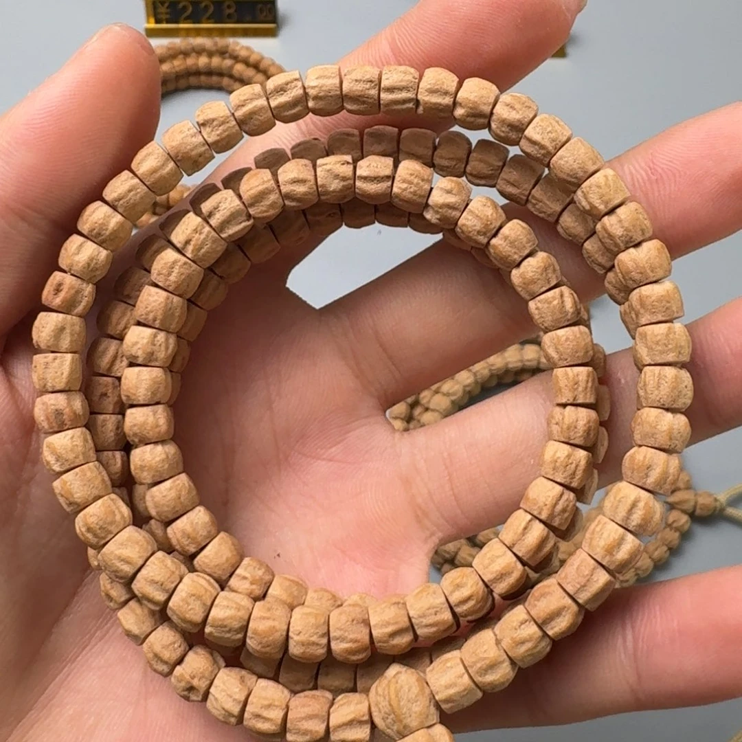 一***子吊坠柏香籽/百香籽