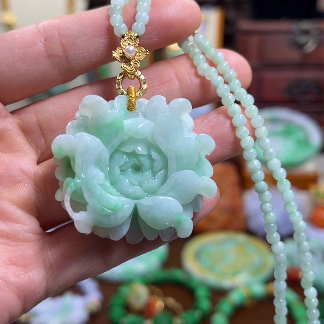 翡翠未镶嵌颈饰天然翡翠