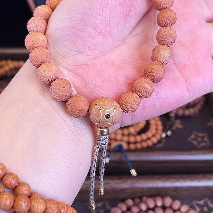 吊坠桃核普***一酸枣手串