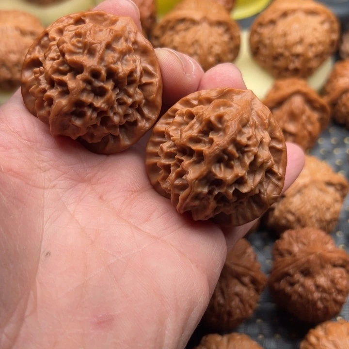 文玩核桃吊坠龙鳞42全品