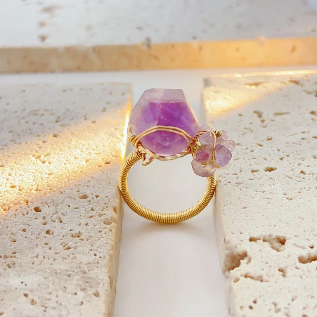 凝夜珍珠戒指货号：JZ052035材质：淡水珍珠 紫水晶