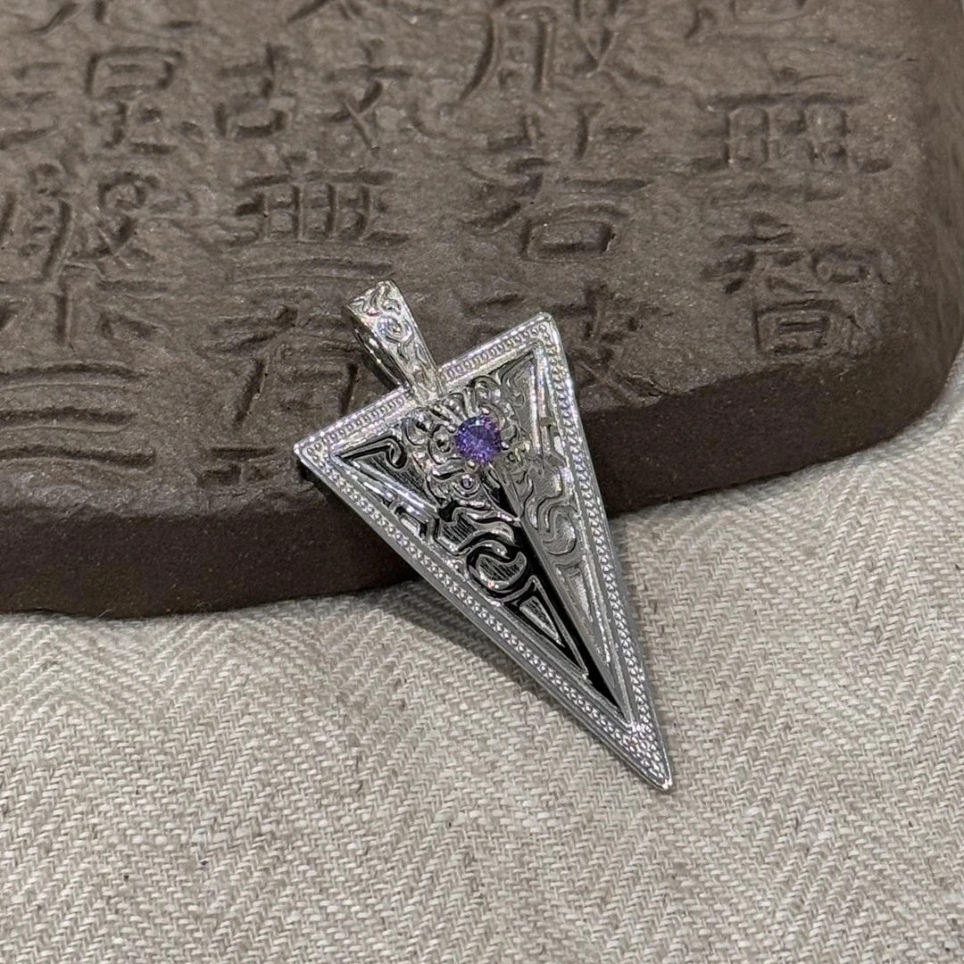 吊坠925银锆石 M7220 紫锆唐草纹三角锥吊坠