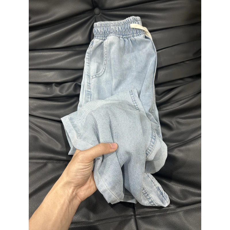 浅蓝色冰丝垂感牛仔裤男款秋冬直筒显瘦微喇裤高街vibe显腿长裤子