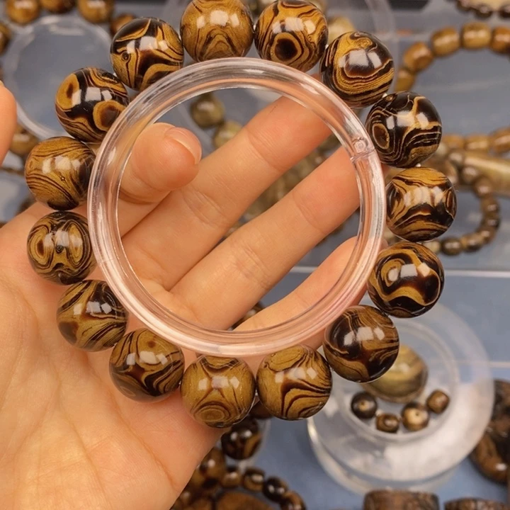 香榧木光*血柳对眼精品