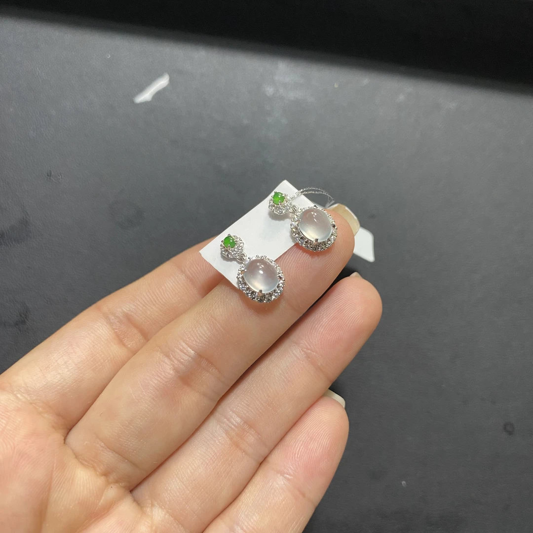 天然缅甸翡翠高冰玻璃种大气百搭耳坠