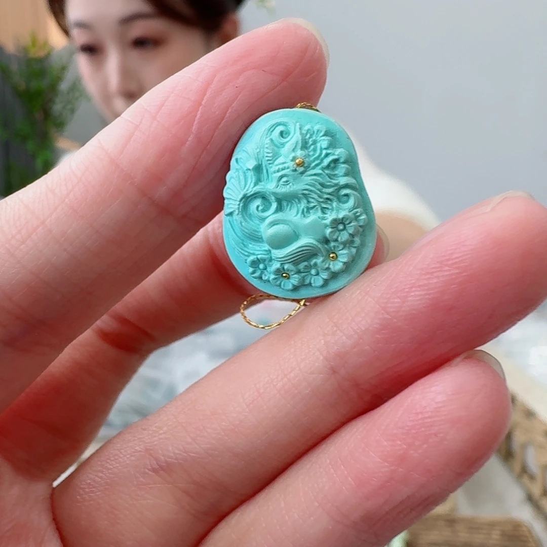 绿松石未镶嵌珠宝奇石