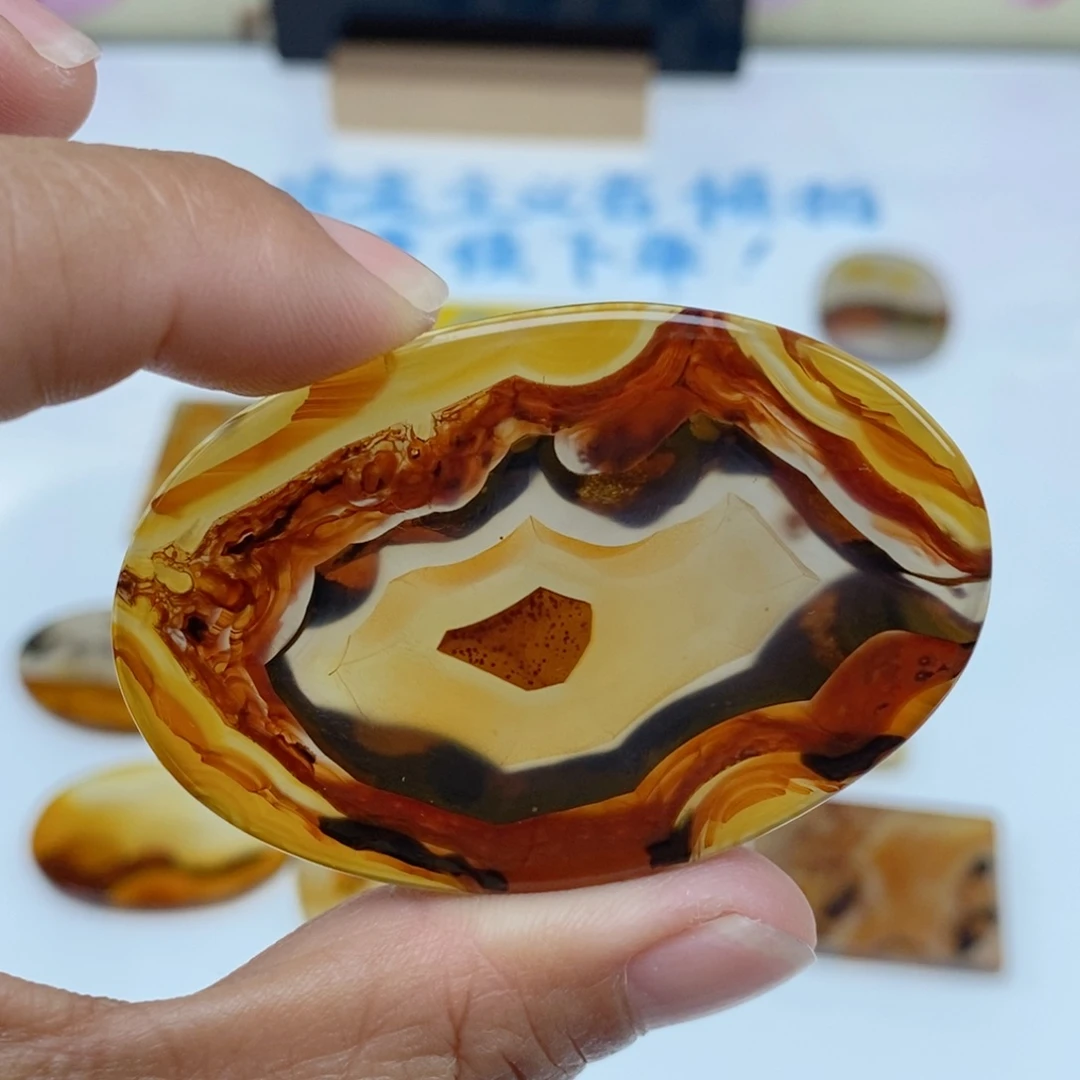 玛瑙/玉髓未镶嵌珠宝半成品