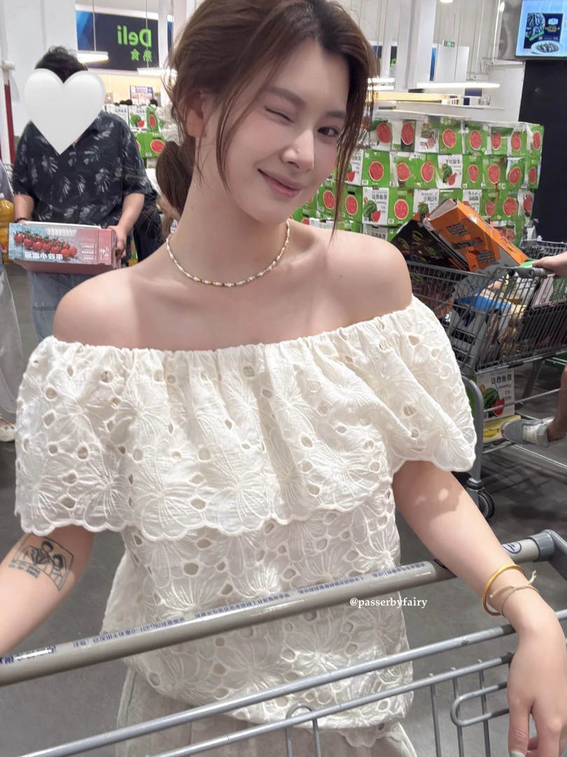 路人仙子自制【流光星辰】花朵刺绣荷叶边一字肩两穿洋气上衣JX052