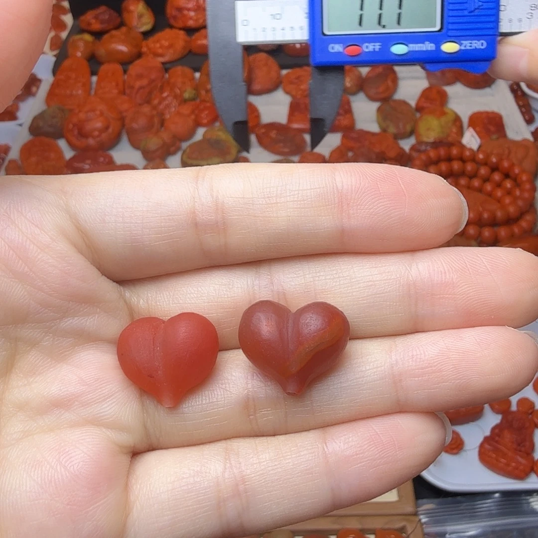 南红玛瑙未镶嵌颈饰