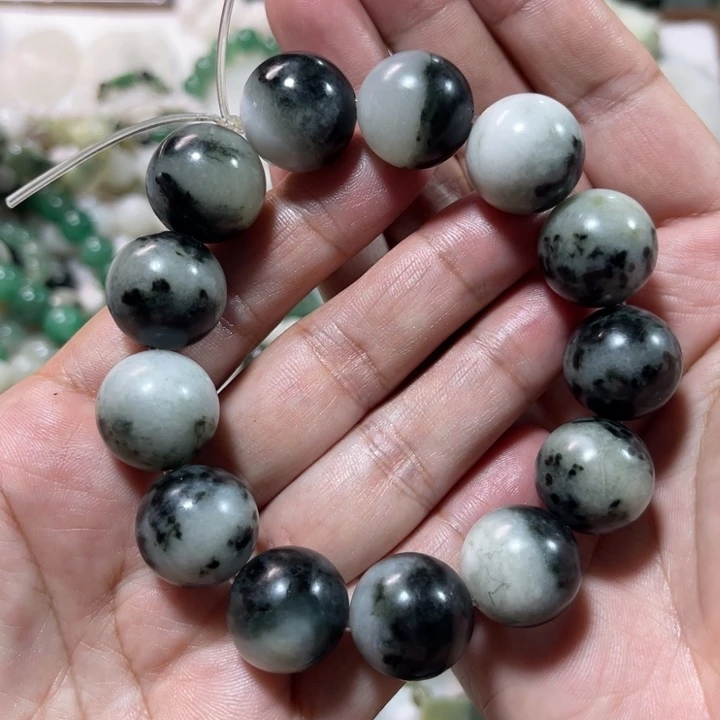 未镶嵌独山玉颈饰卡18